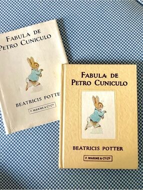The Tale of Peter Rabbit LATIN Fabula de Petro Cuniculo by Beatrice Potter Book
